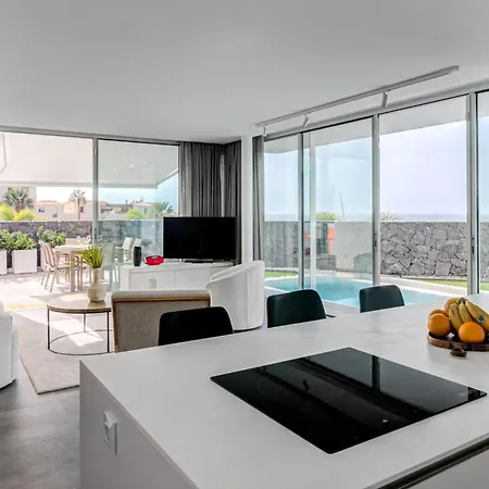 Izabele - Private Heated Pool With Amazing Terrace