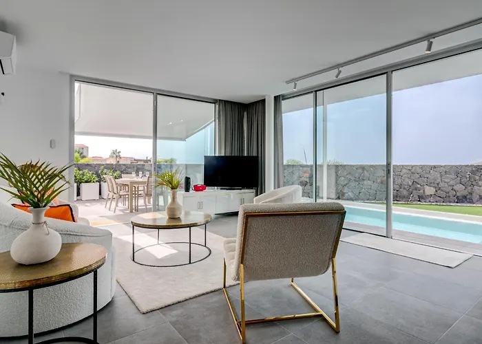 Izabele Orange * Callao Salvaje