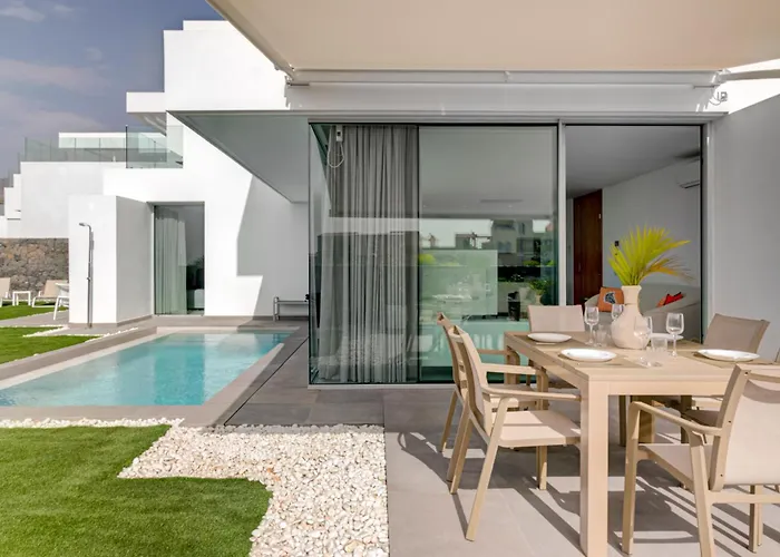 Villa Izabele Orange Callao Salvaje