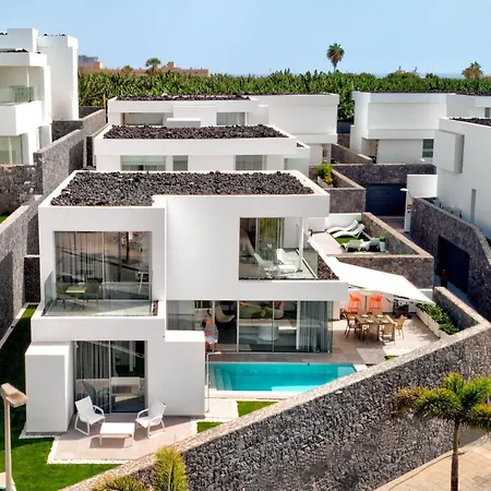 Izabele Orange 칼라오살바헤